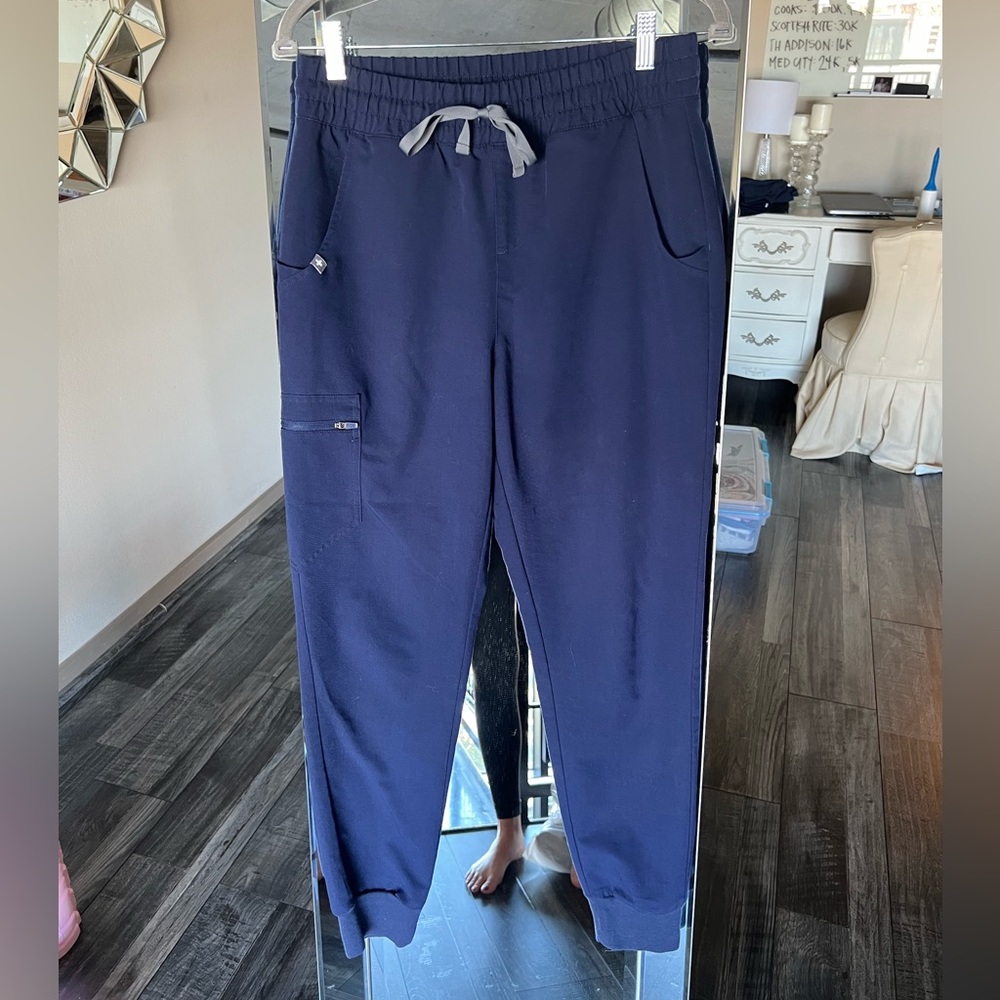Figs high waisted Zamora scrub pants navy
